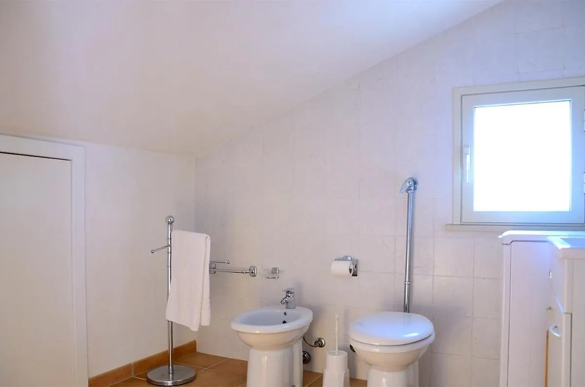 Villa Sole Con Accesso Diretto Alla Spiaggia Santa Maria Del Focallo 0*,