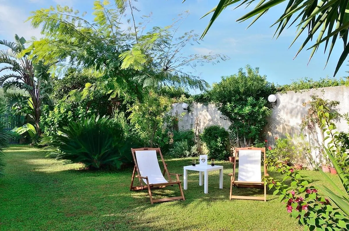 Tatil Evi Villa Sole Con Accesso Diretto Alla Spiaggia Santa Maria Del Focallo İtalya